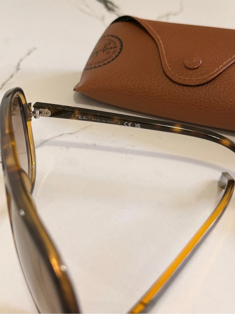 Ray-Ban Brown Gradient Aviator Sunglasses with Tortoiseshell Frame